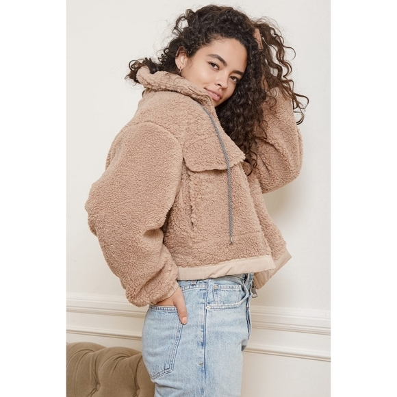 🆕 Lulus Cozy With You Taupe Faux Fur Drawstring Jacket Size XL - Picture 4 of 13